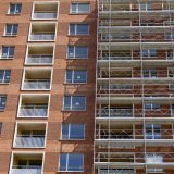 Selon le monitorage de l'OFL, la pénurie de logements s'est aggravée en Suisse et aucune détente n'est prévue à moyen terme (image d'illustration). KEYSTONE/SALVATORE DI NOLFI